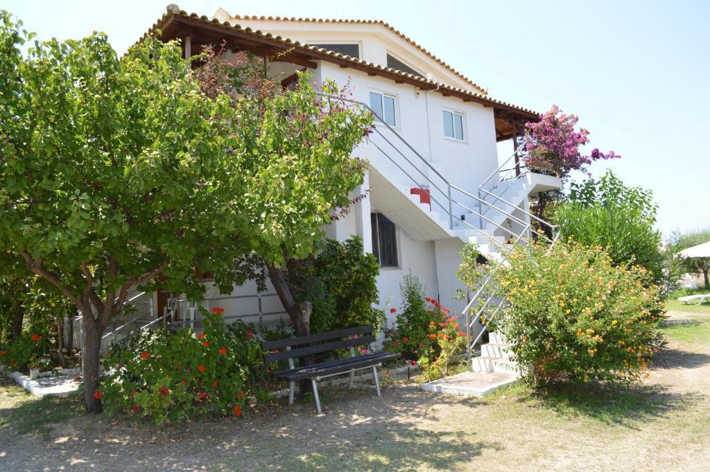 Theodore Apartments Zaharo Oda fotoğraf