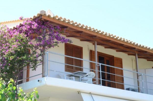 Theodore Apartments Zaharo Dış mekan fotoğraf